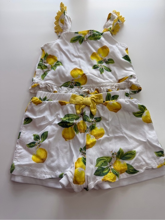 Rare Editions Other - Rare Editions White Lemon Print Girls Two-Piece Set with Yellow Bow